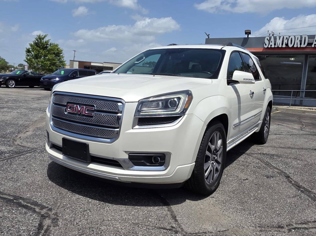 Used 2014 GMC Acadia Denali FWD image 1