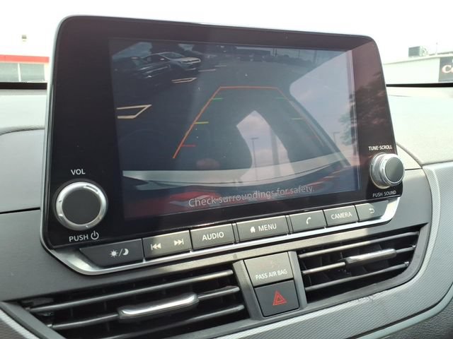 Used 2024 Nissan Altima 2.5 SR FWD image 19
