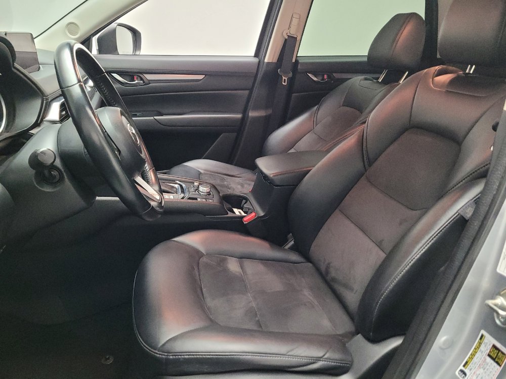 Used 2020 MAZDA CX-5 Touring image 17