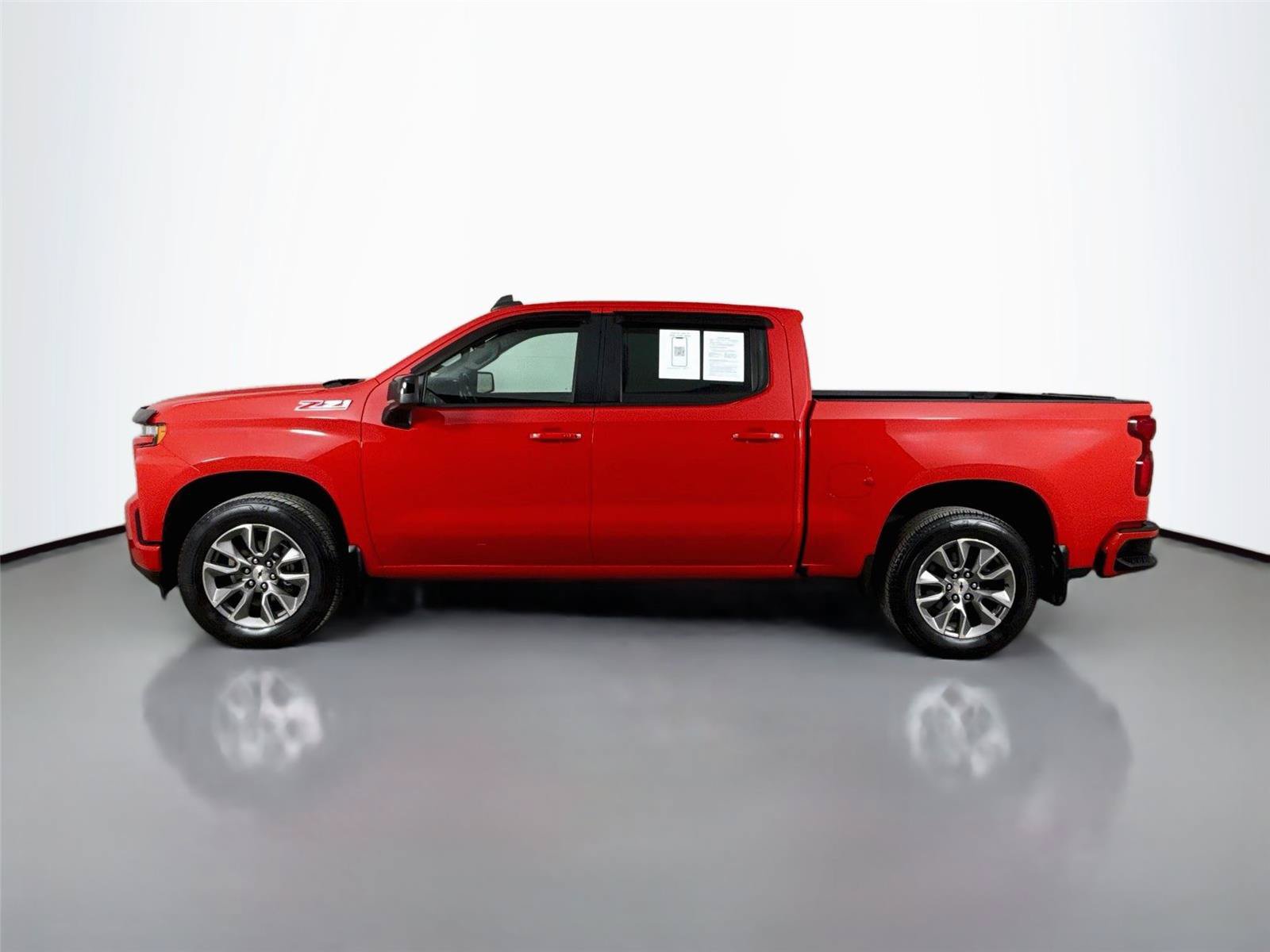 Used 2022 Chevrolet Silverado 1500 RST w/ Z71 Off-Road Package AWD/4WD image 6