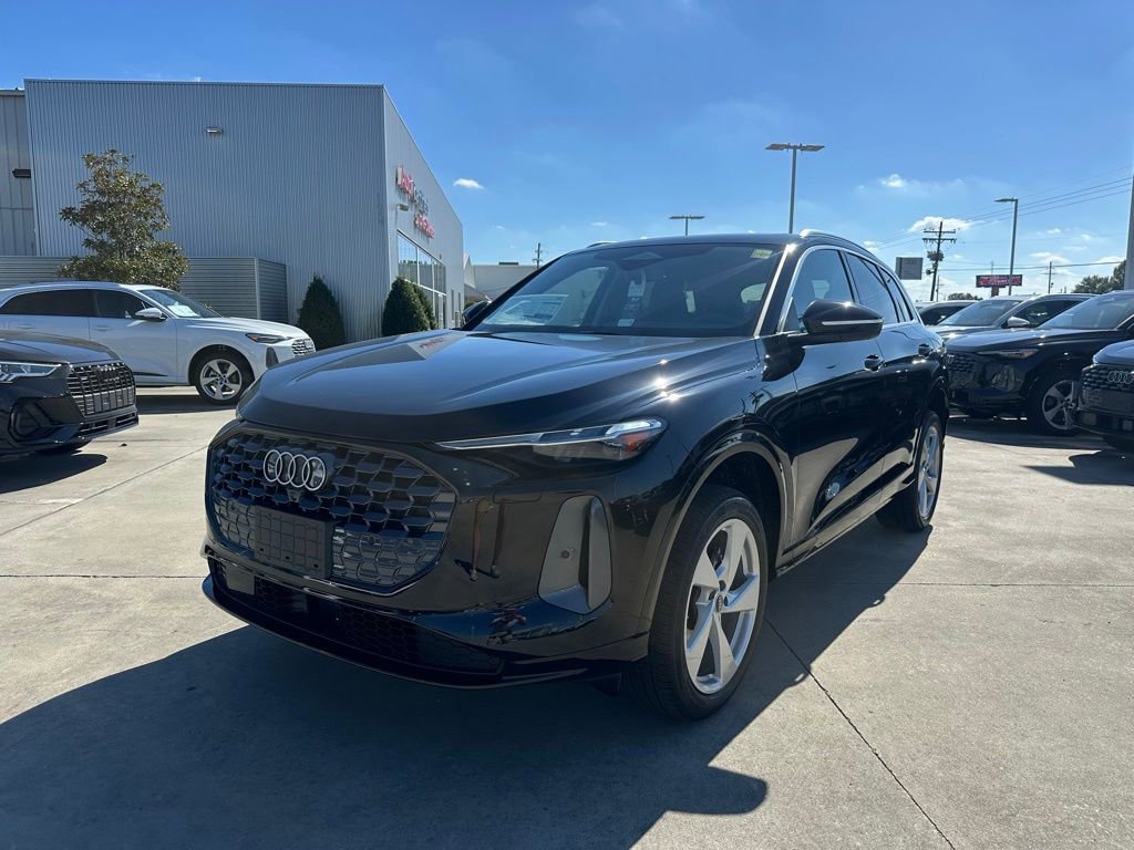 New 2025 Audi Q5 Premium Plus