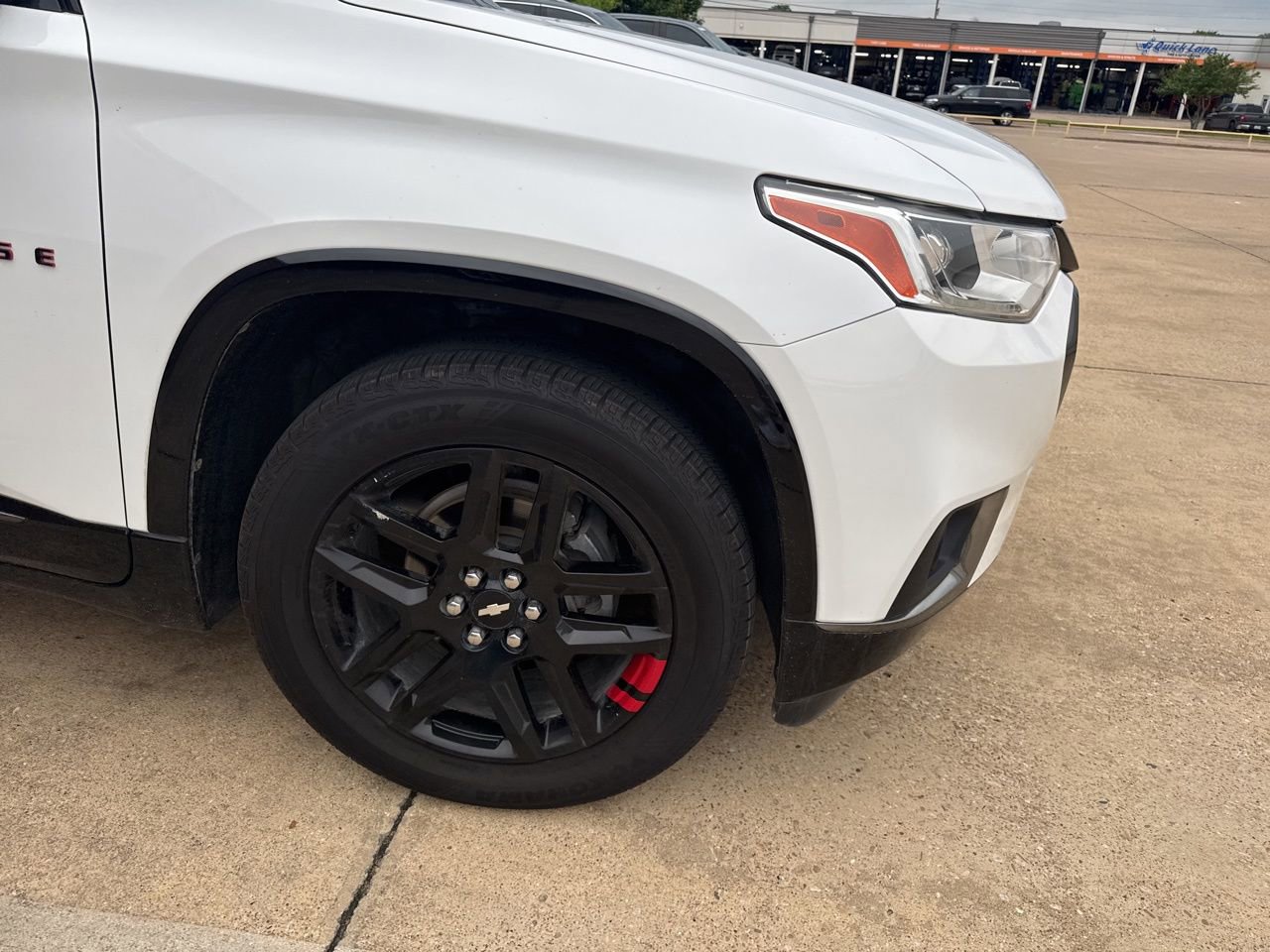 Used 2019 Chevrolet Traverse Premier w/ Redline Edition FWD image 4