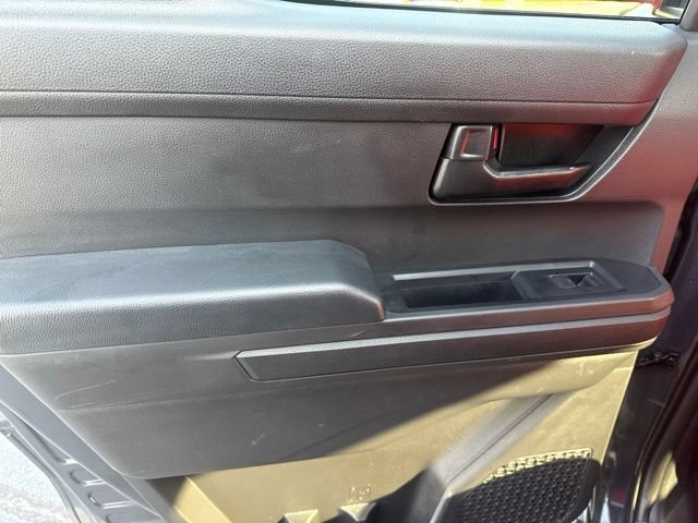 Used 2025 Toyota Tacoma SR5 AWD/4WD image 22