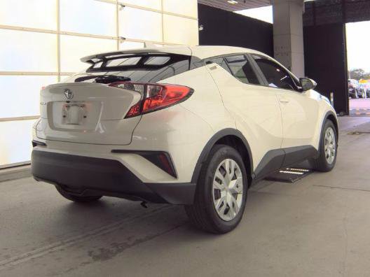 Used 2020 Toyota C-HR LE FWD video 2