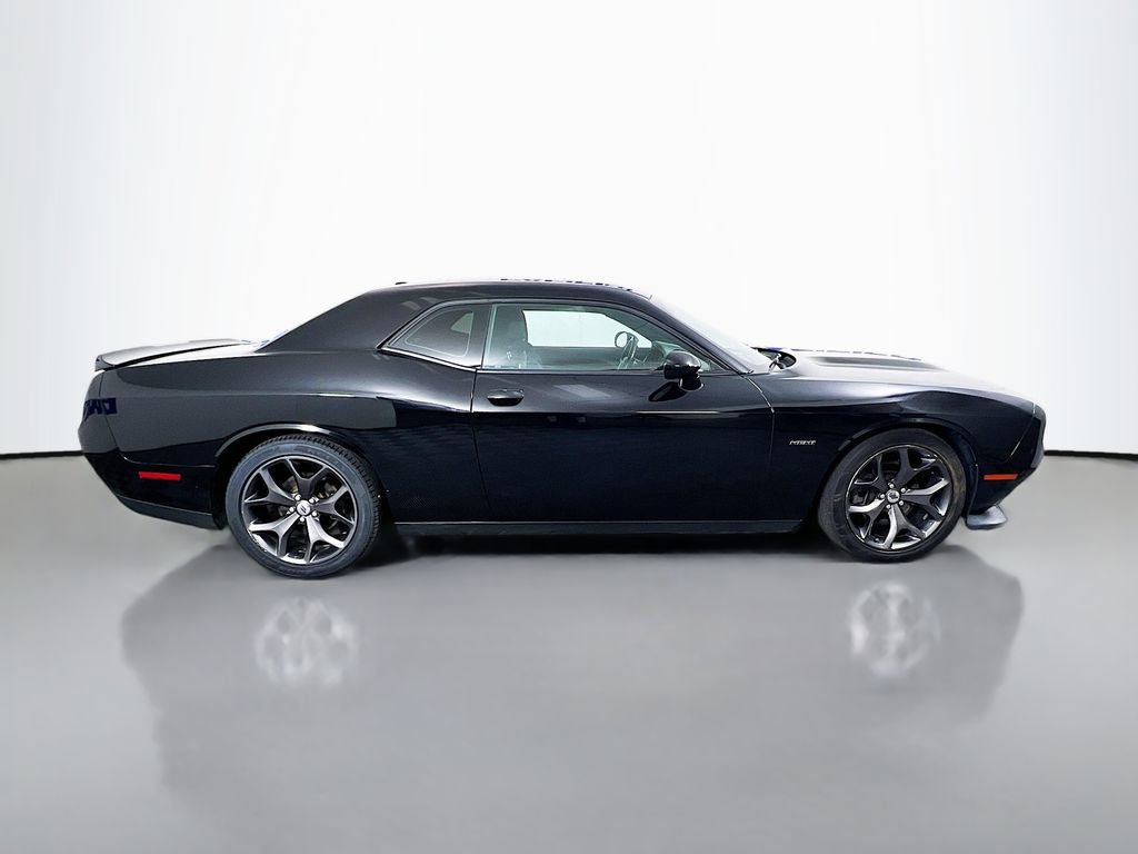 Used 2019 Dodge Challenger R/T RWD image 10