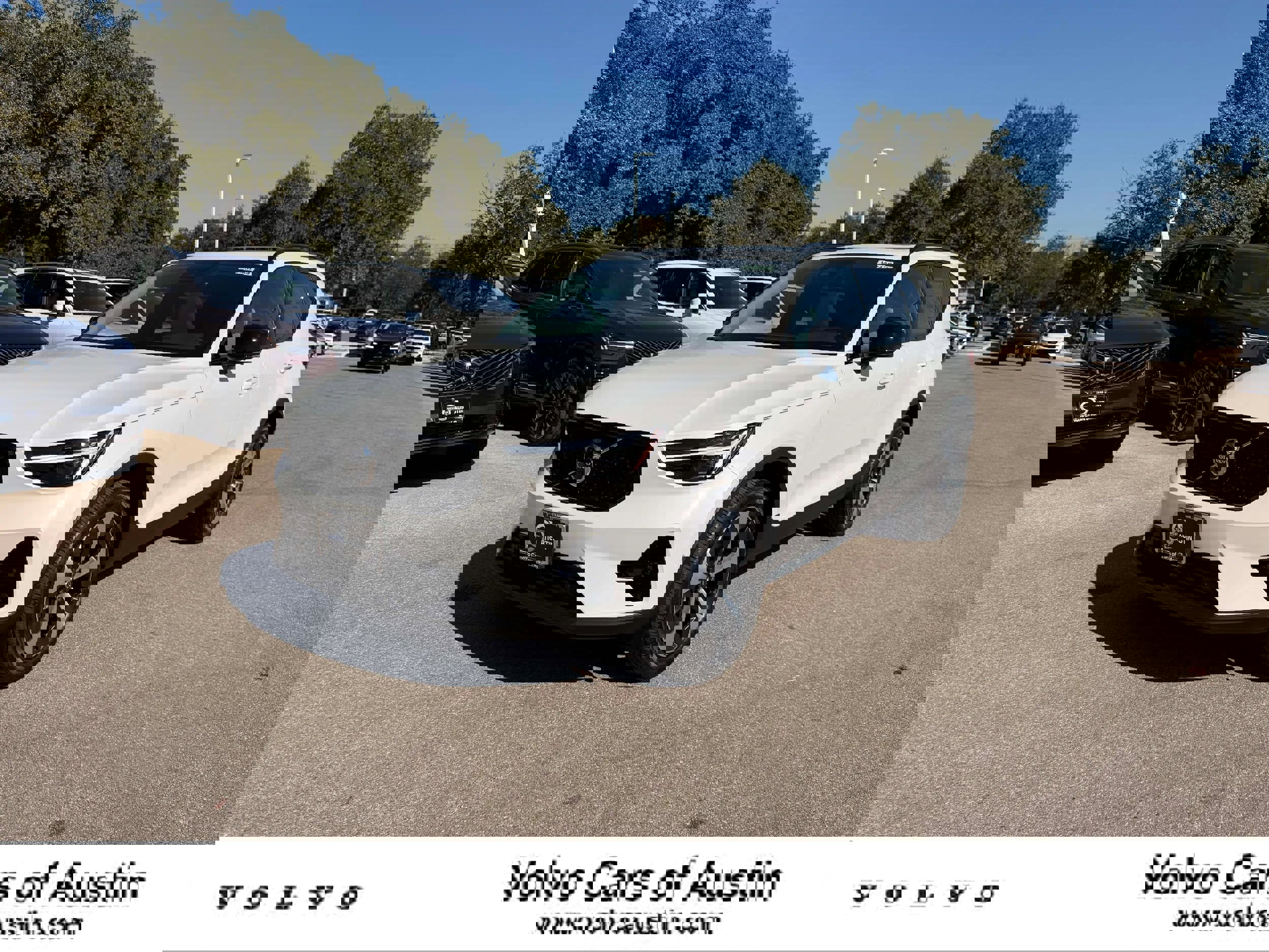 New 2026 Volvo XC40 B5 Plus w/ Protection Package Premier