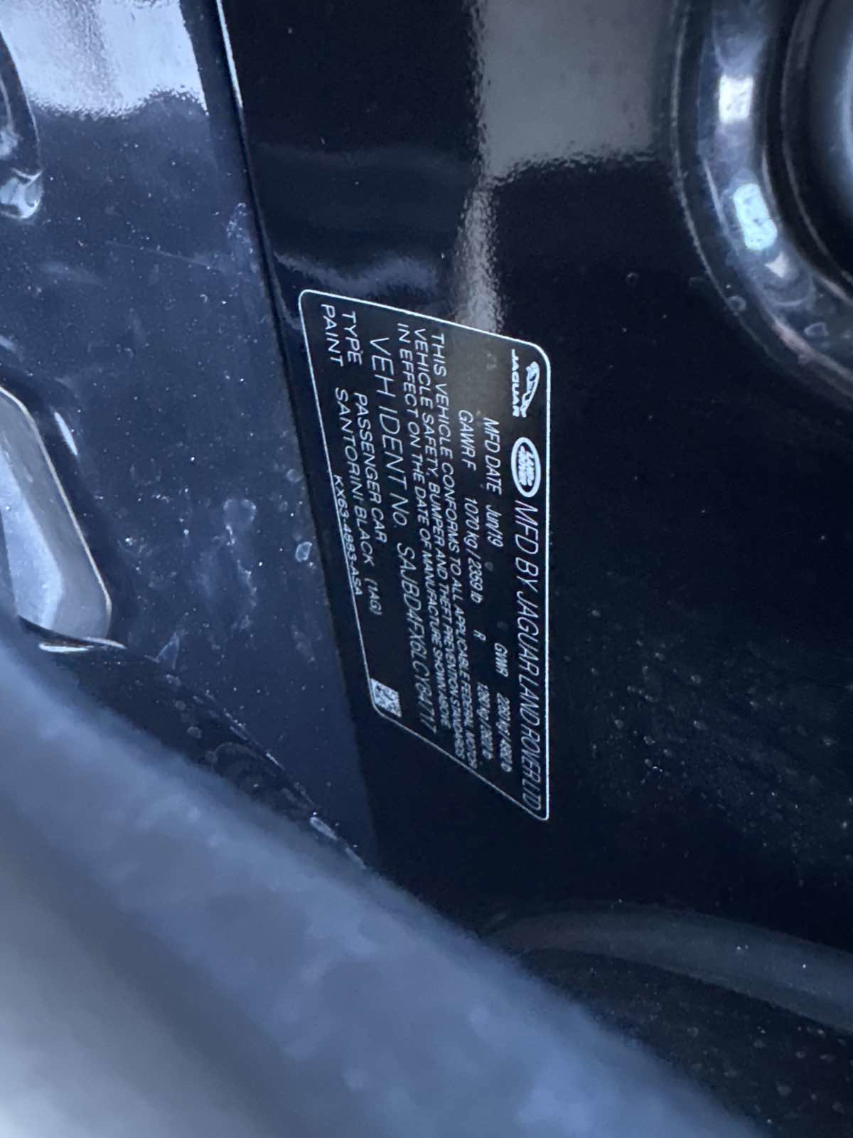 Used 2020 Jaguar XF Premium image 17