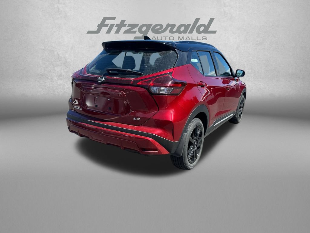 Used 2024 Nissan Kicks SR w/ SR Premium Package FWD image 8
