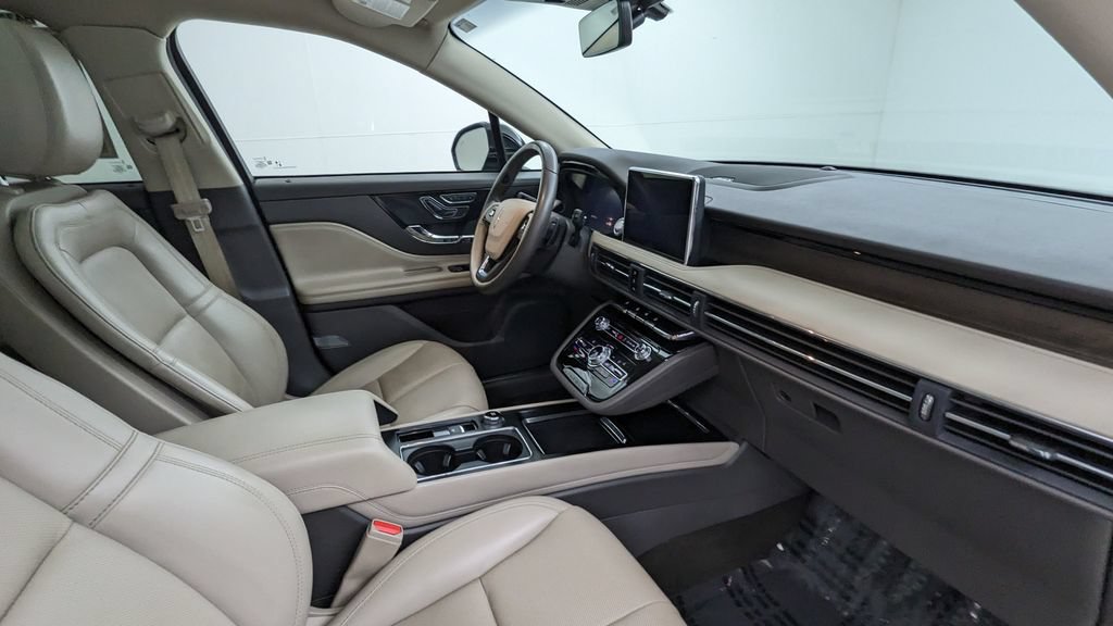Used 2021 Lincoln Corsair Reserve FWD image 39