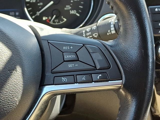 Used 2019 Nissan Rogue SV image 22
