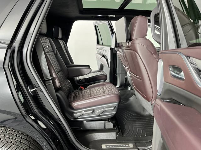 Used 2022 Cadillac Escalade Sport Platinum w/ LPO, ONYX Package AWD/4WD image 52