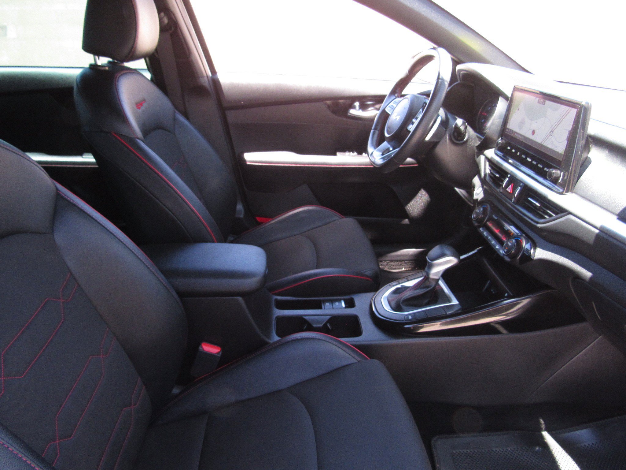 Used 2023 Kia Forte GT FWD image 8