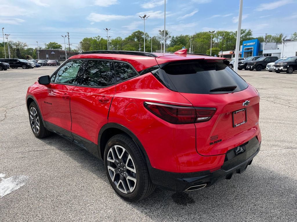 Certified 2024 Chevrolet Blazer RS w/ Enhanced Convenience Package FWD image 9