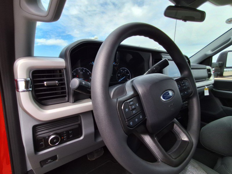 New 2026 Ford F250 XLT AWD/4WD image 9
