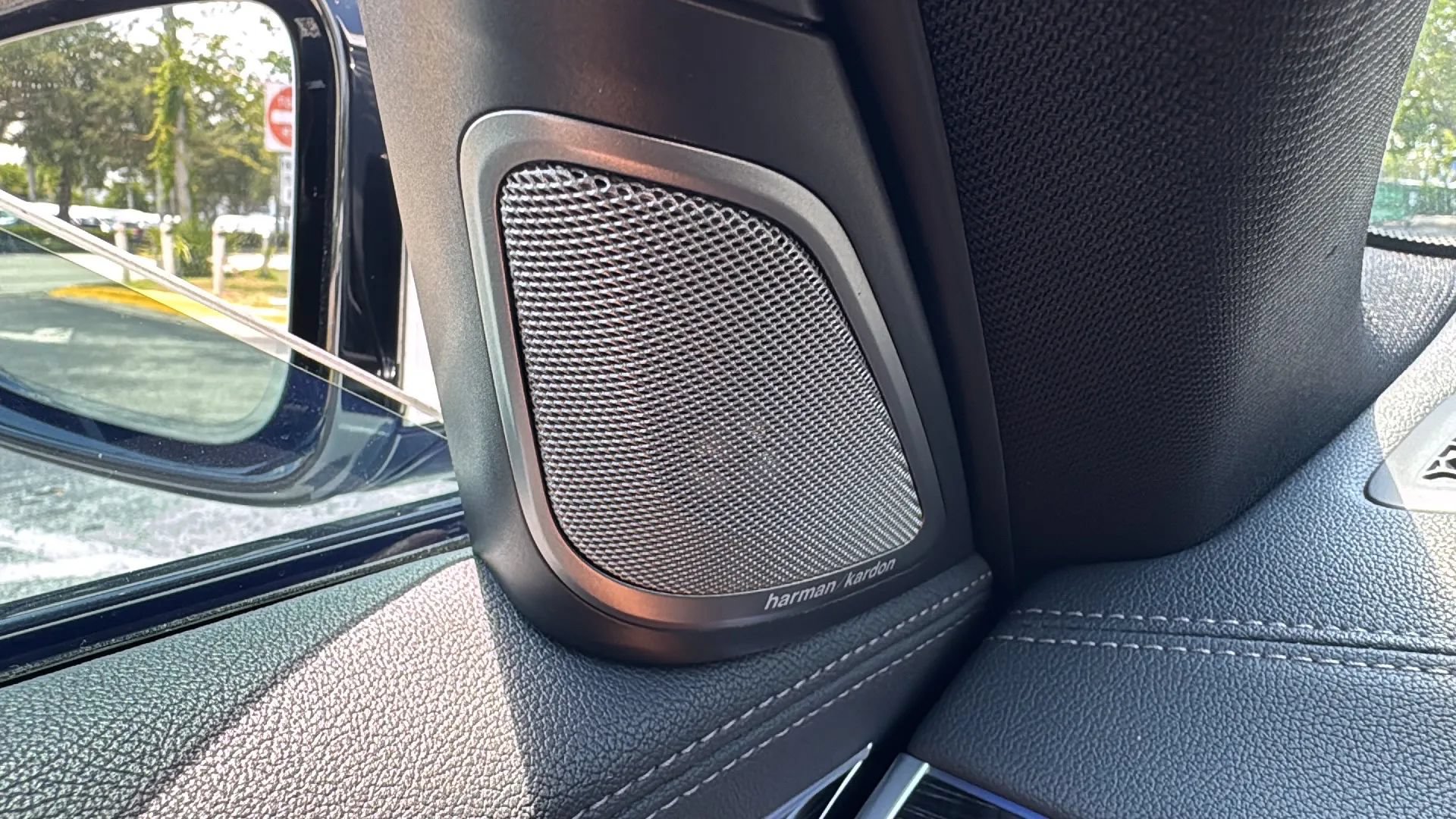 Used 2019 BMW 740i w/ M Sport Package RWD image 56