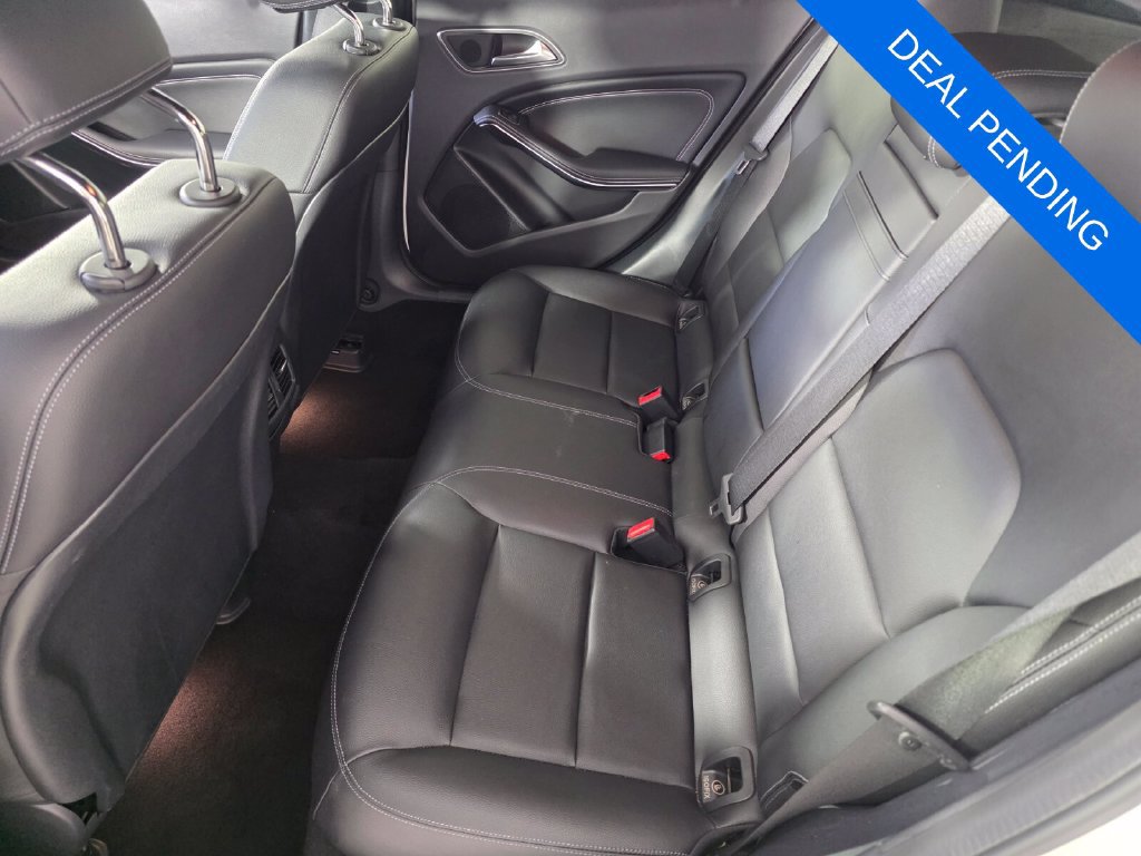 Used 2020 Mercedes-Benz GLA 250 4MATIC image 13