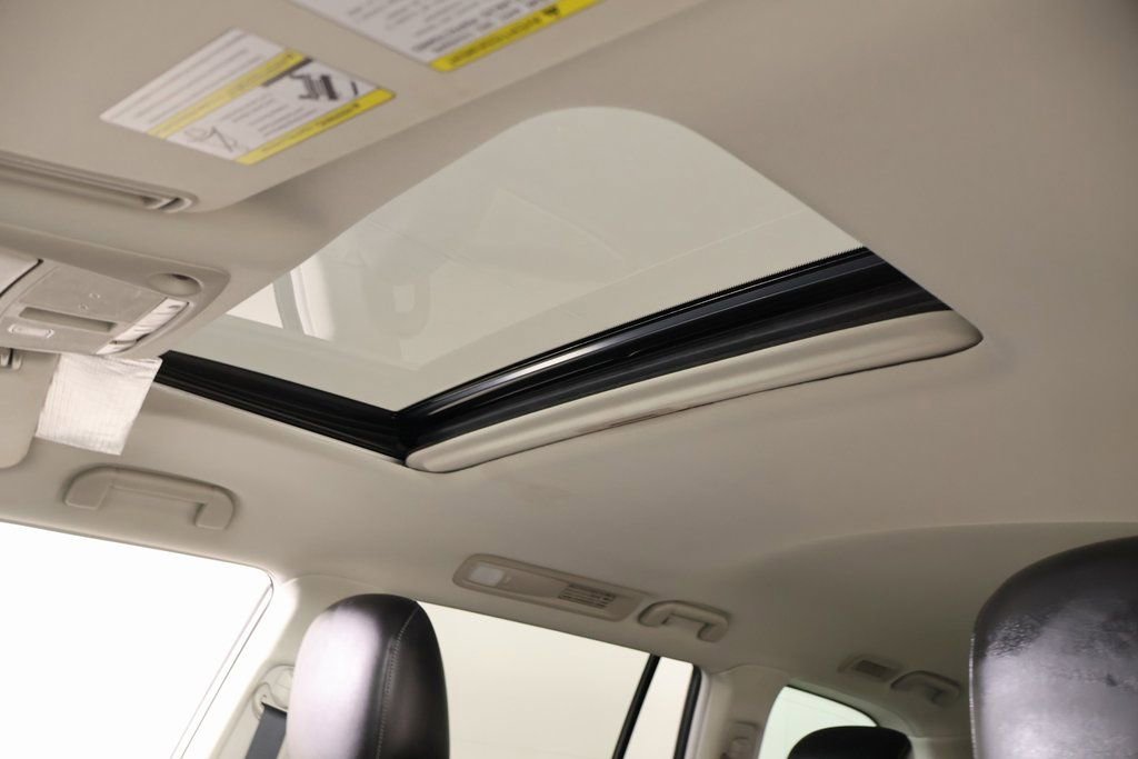 Used 2023 INFINITI QX80 Luxe w/ Cargo Package image 17