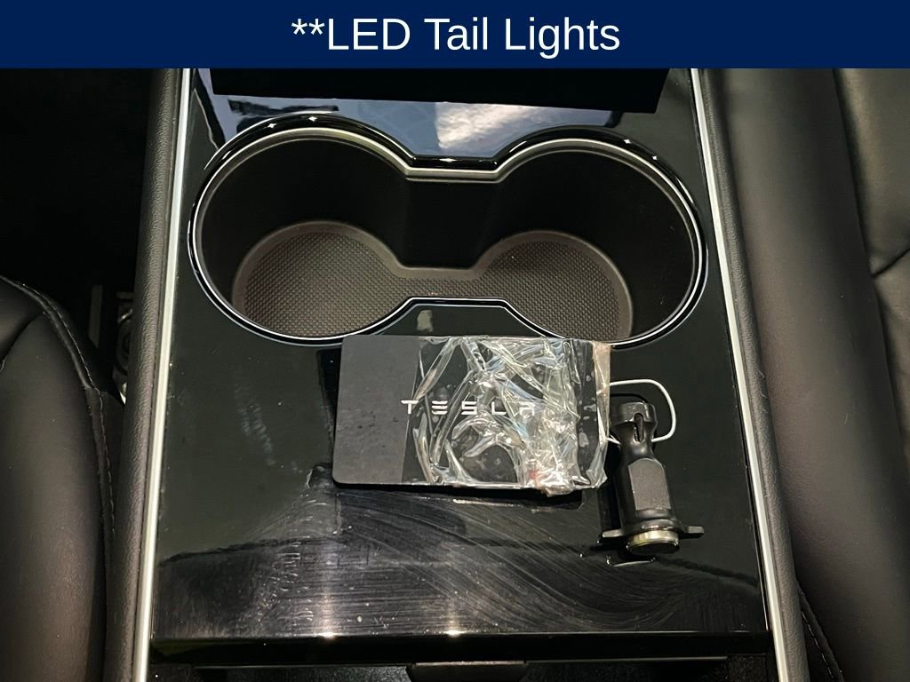 Used 2021 Tesla Model Y Long Range image 11