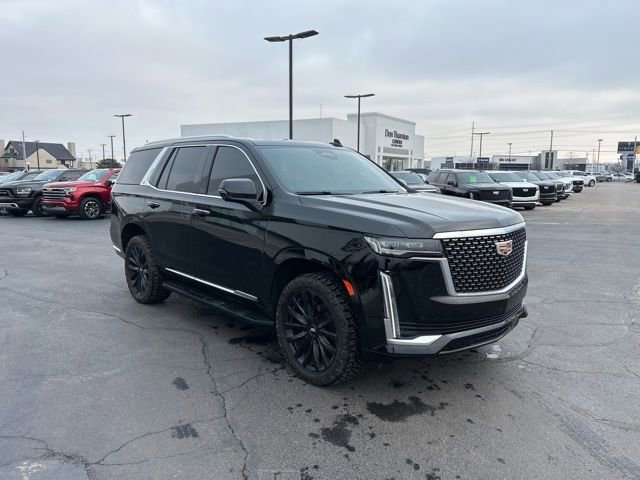 Used 2023 Cadillac Escalade Premium Luxury image 4
