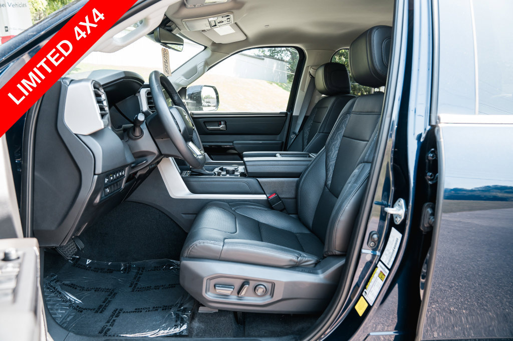 Used 2024 Toyota Tundra Limited AWD/4WD image 24