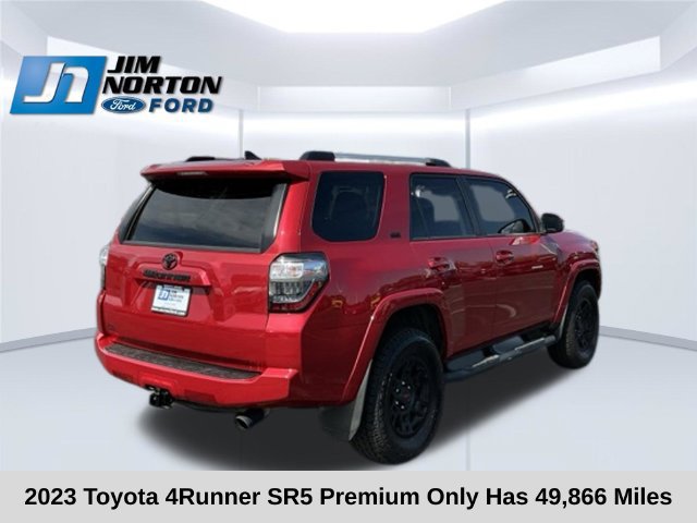 Used 2023 Toyota 4Runner SR5 Premium w/ Moonroof Package AWD/4WD image 4