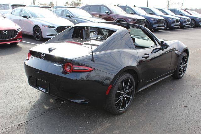New 2026 MAZDA MX-5 Miata RF Grand Touring RWD image 32