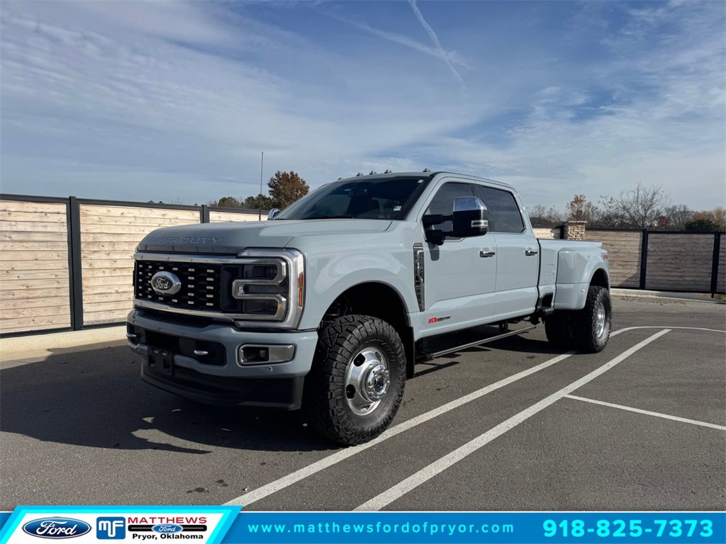 Used 2024 Ford F350 Platinum image 1