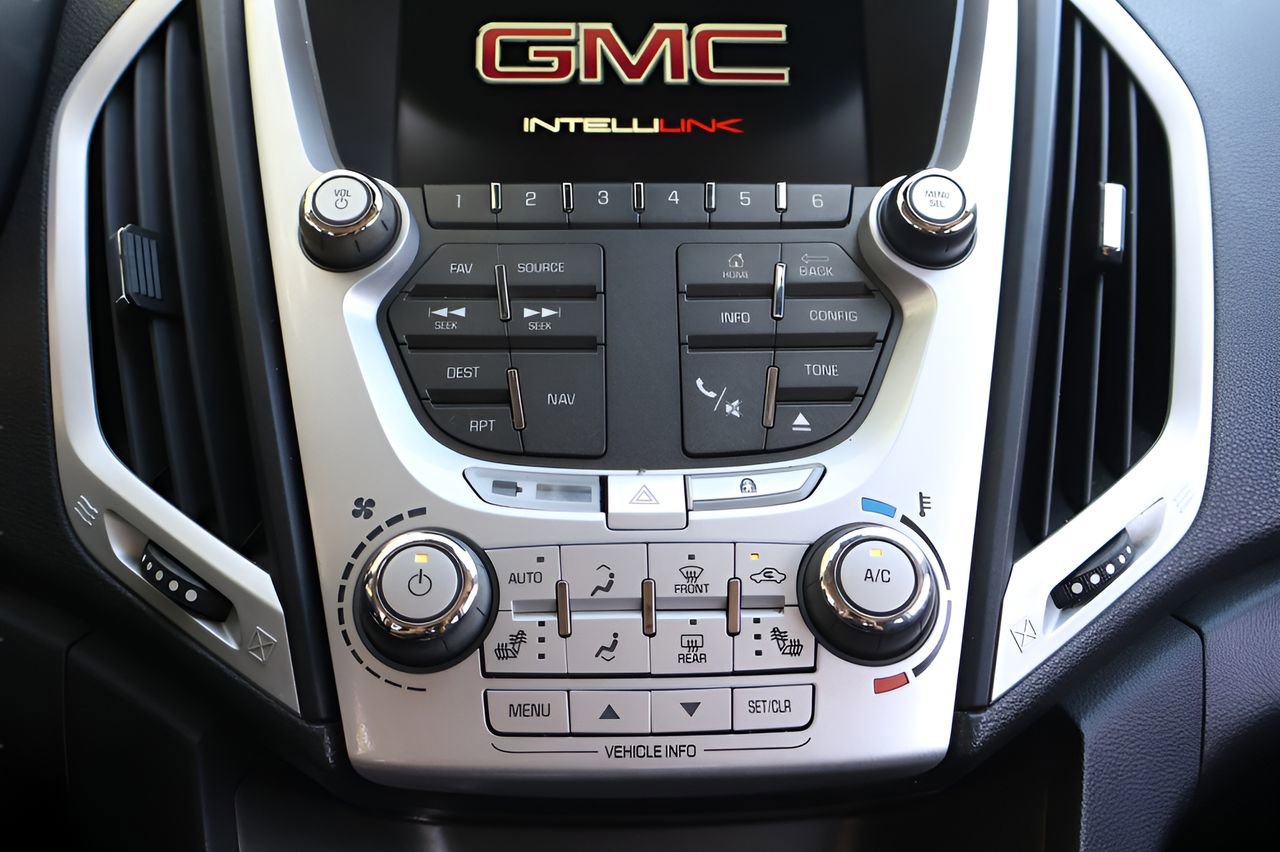 Used 2015 GMC Terrain SLT w/ Chrome Edition image 25
