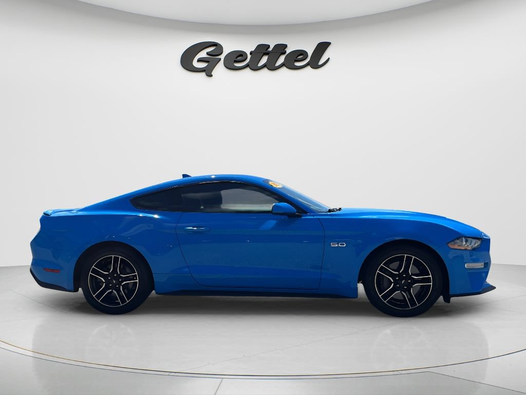 Used 2023 Ford Mustang GT RWD image 3