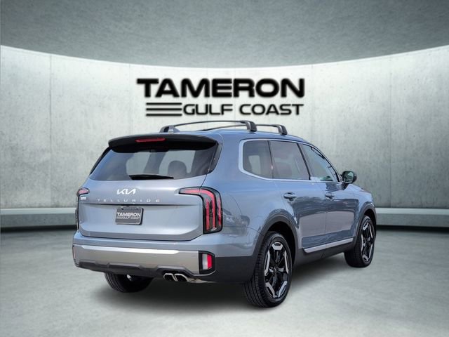 Used 2025 Kia Telluride EX w/ EX Captain's Chair Package image 6
