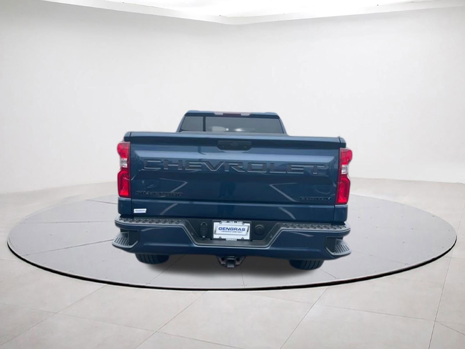 Used 2020 Chevrolet Silverado 1500 Custom w/ Custom Value Package AWD/4WD image 5