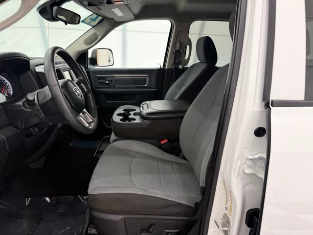 Used 2023 RAM 1500 Classic SLT AWD/4WD image 12
