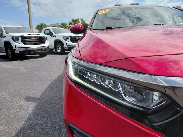 Used 2018 Honda Accord Sport image 11