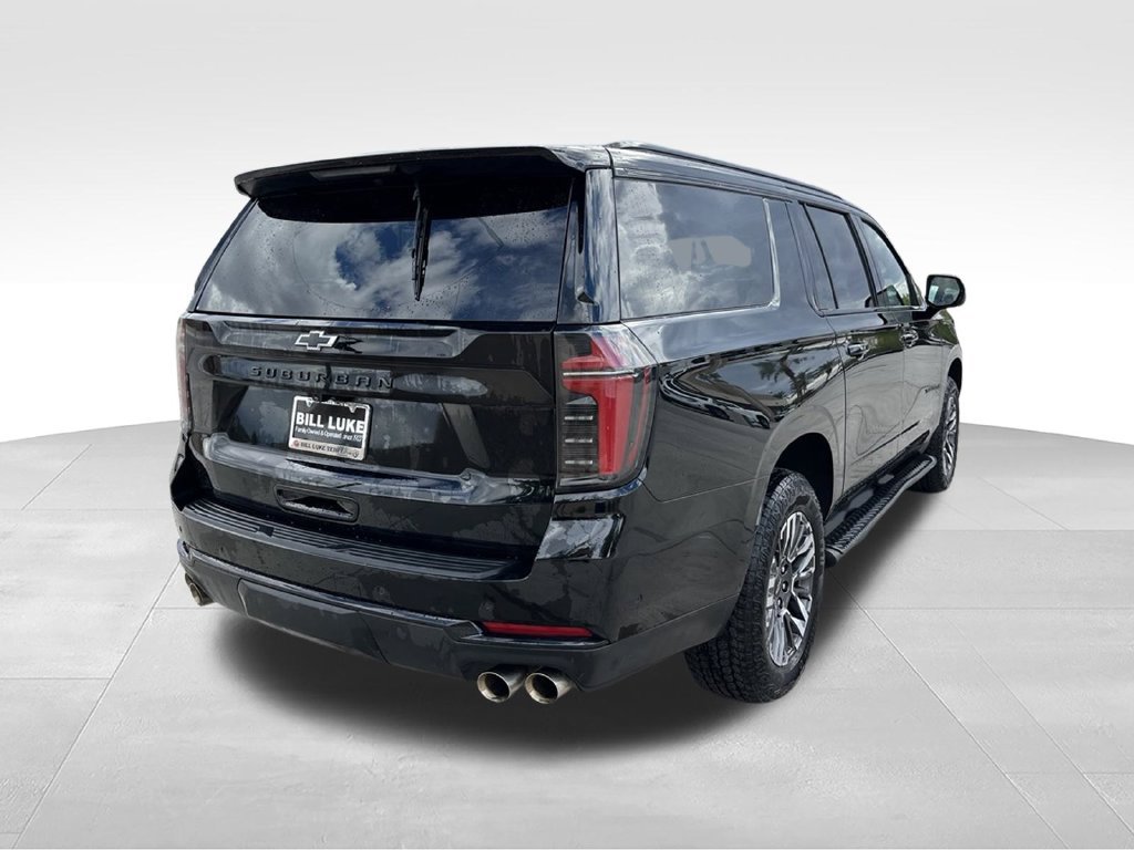 Used 2026 Chevrolet Suburban Z71 AWD/4WD image 7