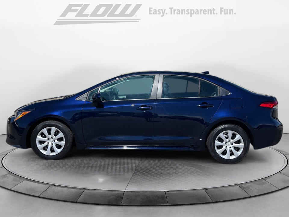 Used 2025 Toyota Corolla LE image 5