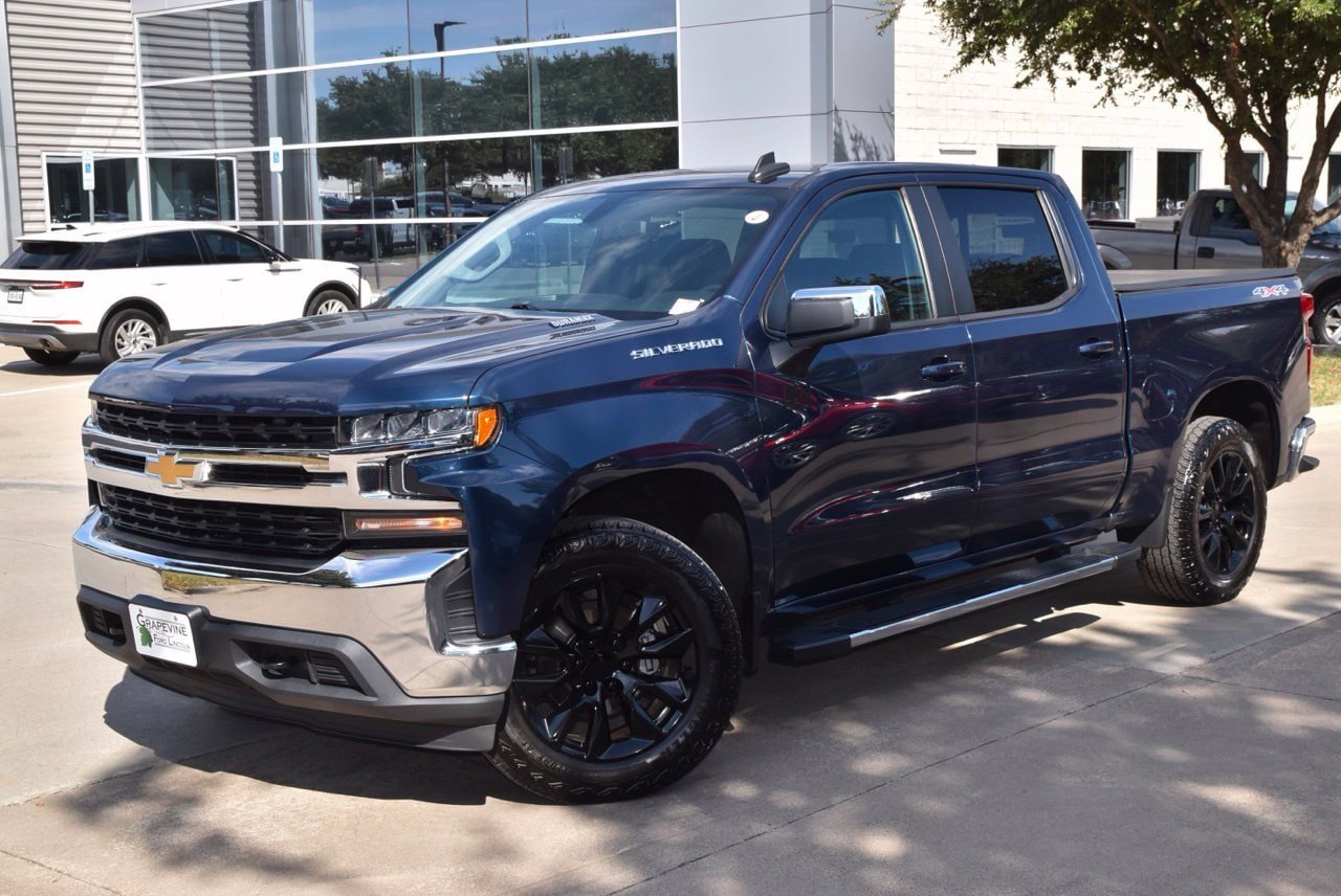 Used 2021 Chevrolet Silverado 1500 LT w/ Convenience Package II AWD/4WD image 42