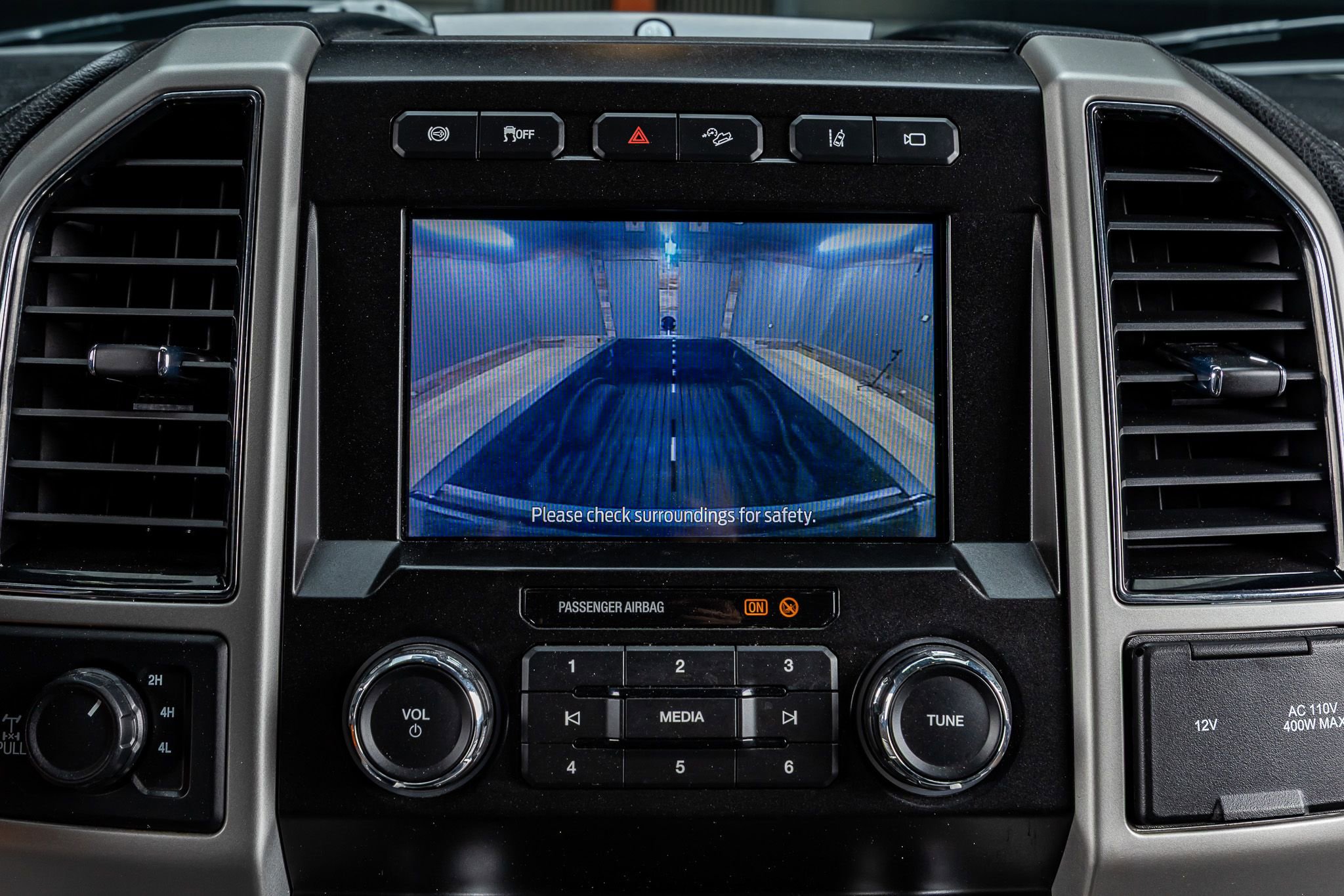 Used 2020 Ford F250 Lariat image 23