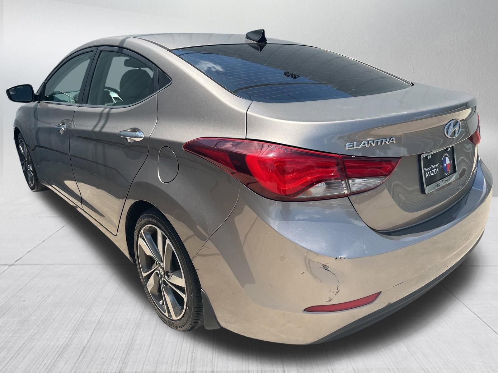 Used 2015 Hyundai Elantra Limited FWD image 6