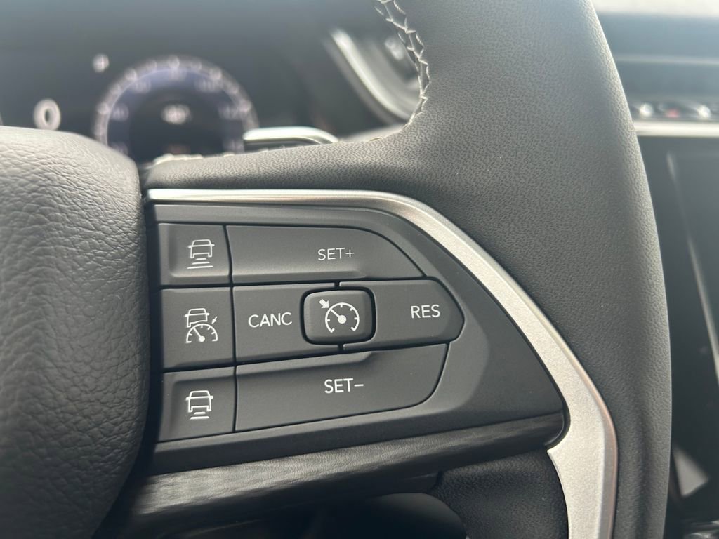 New 2025 Jeep Grand Cherokee L Altitude image 17