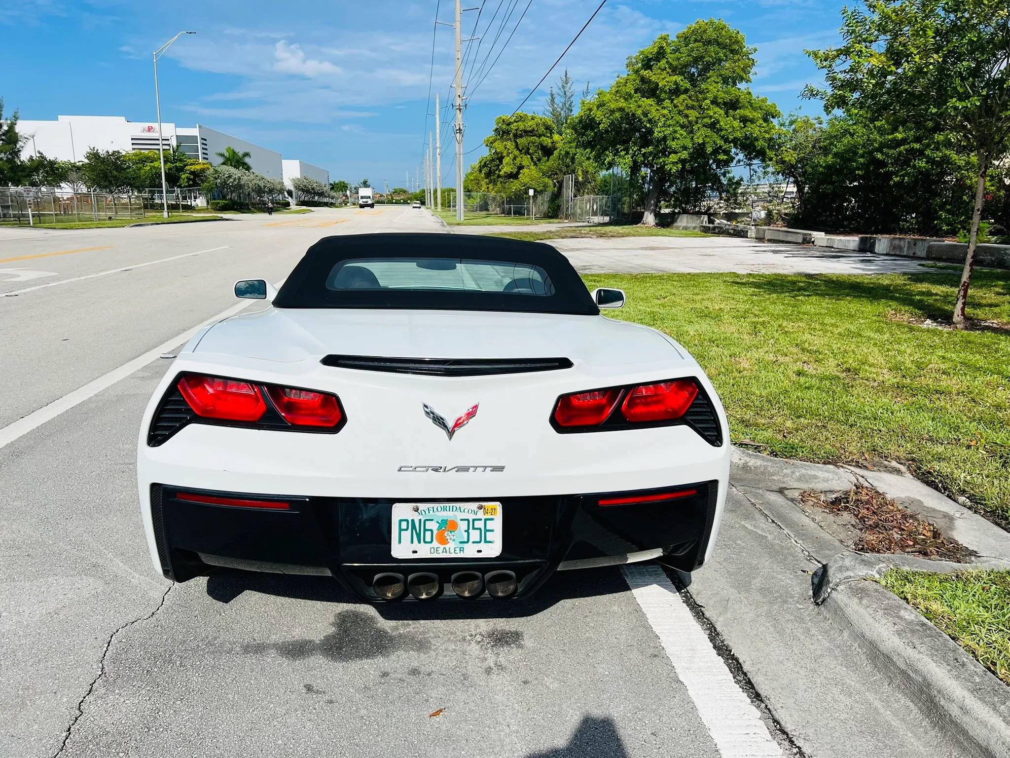 Used 2017 Chevrolet Corvette Stingray Convertible w/ 2LT Preferred Equipment Group RWD image 4