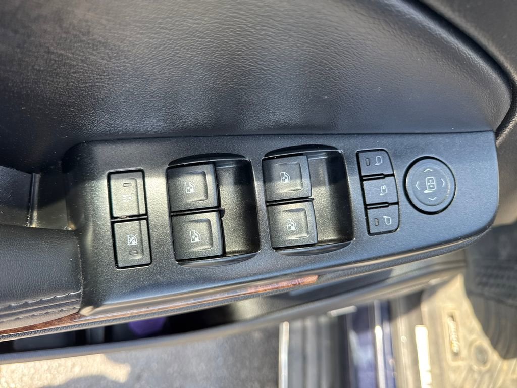 Used 2017 Chevrolet Tahoe Premier AWD/4WD image 13