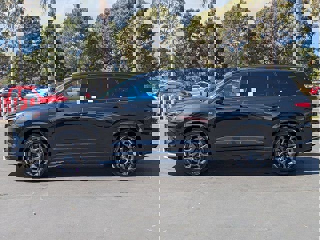 New 2026 Lexus TX 500h AWD image 8