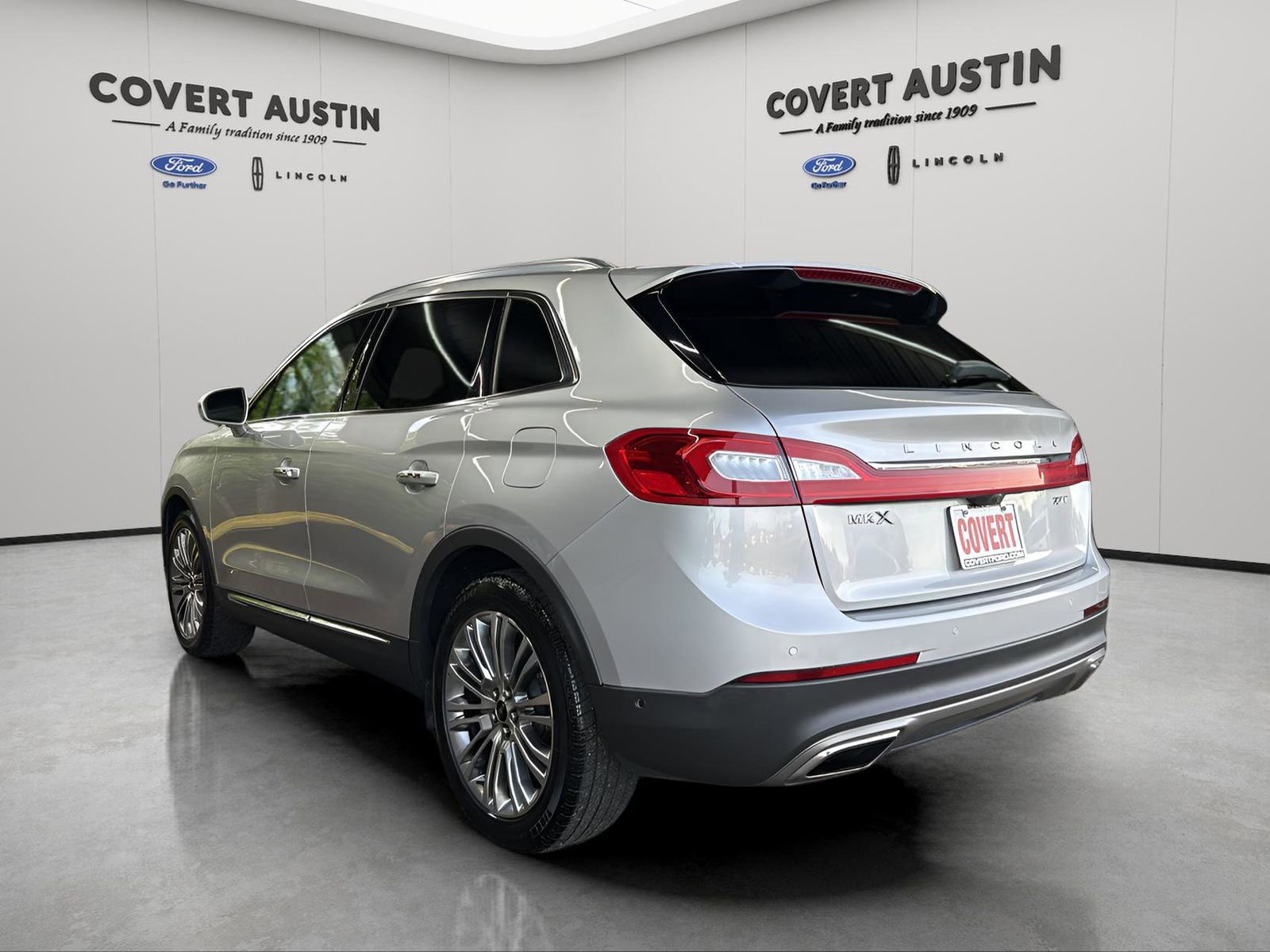 Used 2018 Lincoln MKX Reserve image 3
