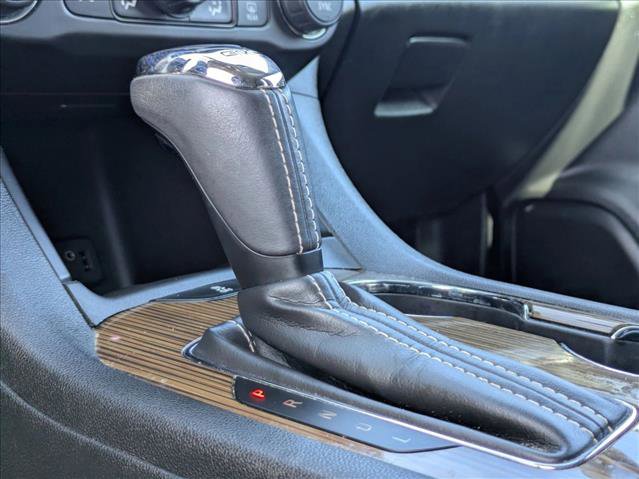 Used 2018 GMC Acadia SLE FWD image 21