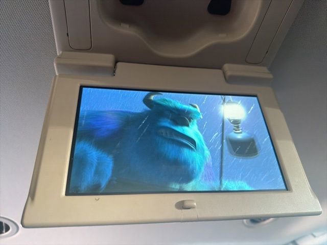 Used 2016 GMC Yukon XL Denali w/ Open Road Package image 16