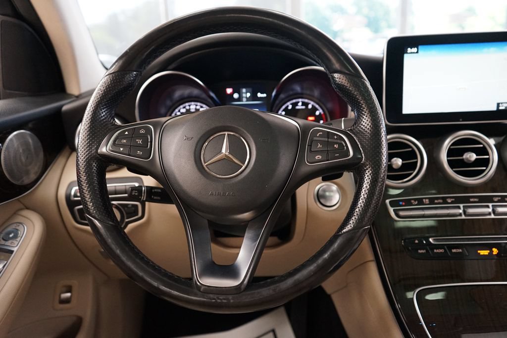 Used 2017 Mercedes-Benz GLC 300 4MATIC image 26