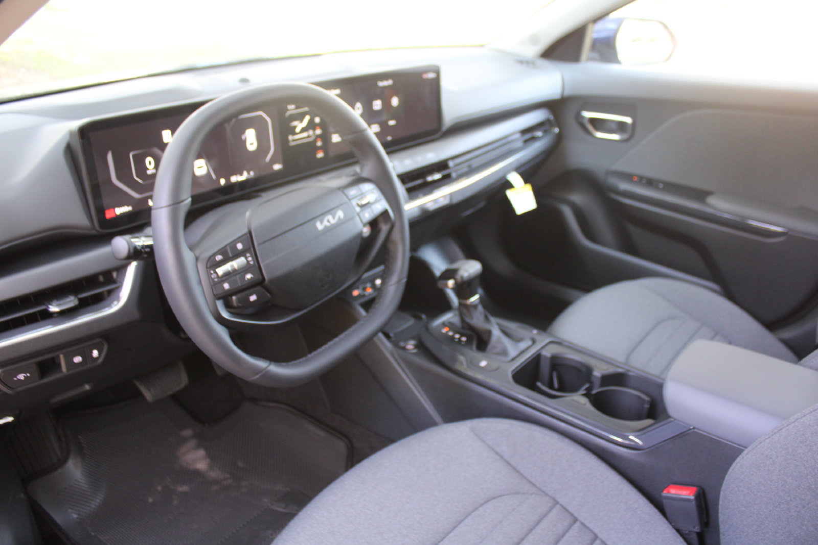 New 2026 Kia K4 EX FWD image 20