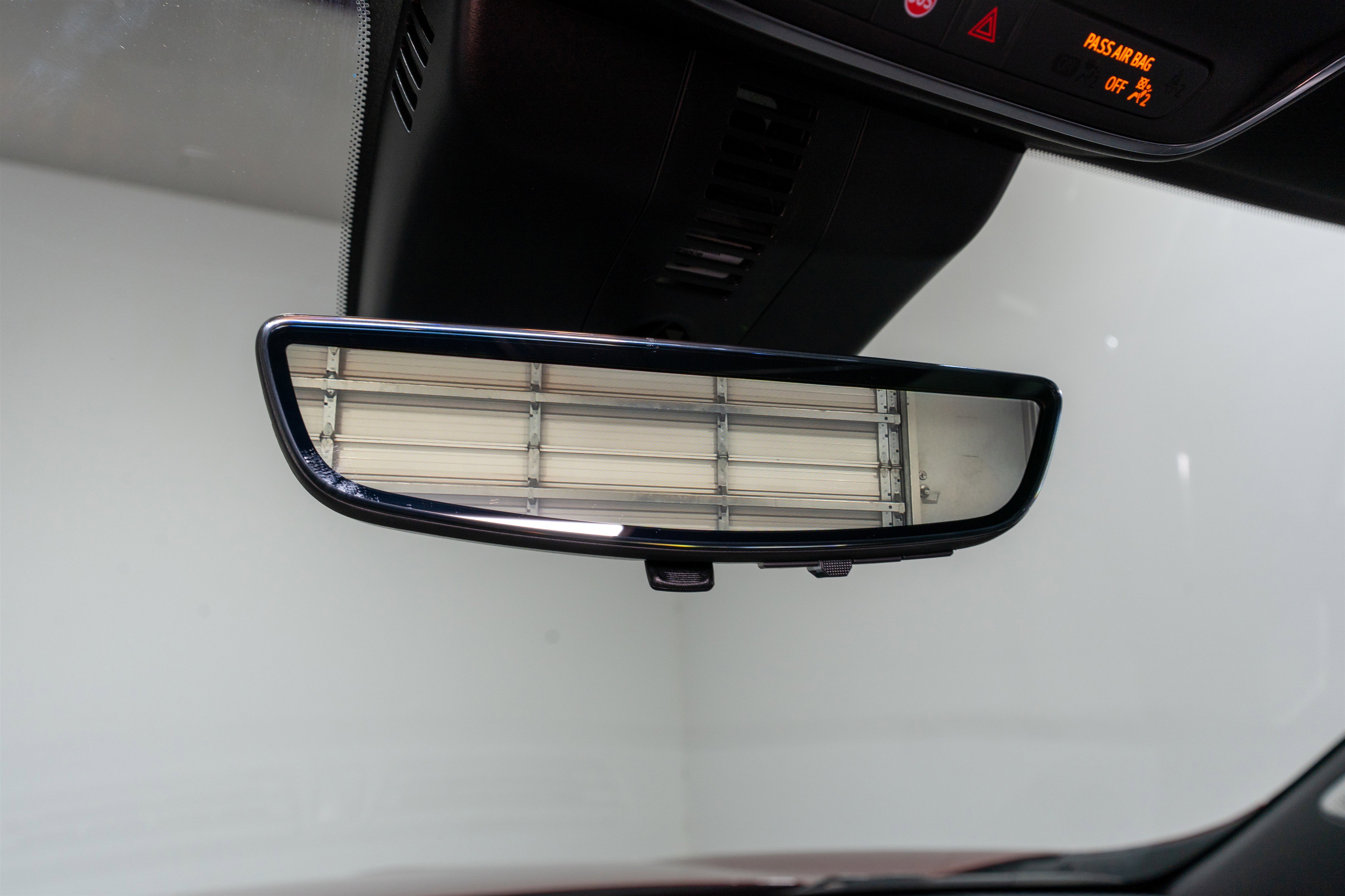 Used 2024 GMC Acadia Denali w/ Super Cruise Package image 18