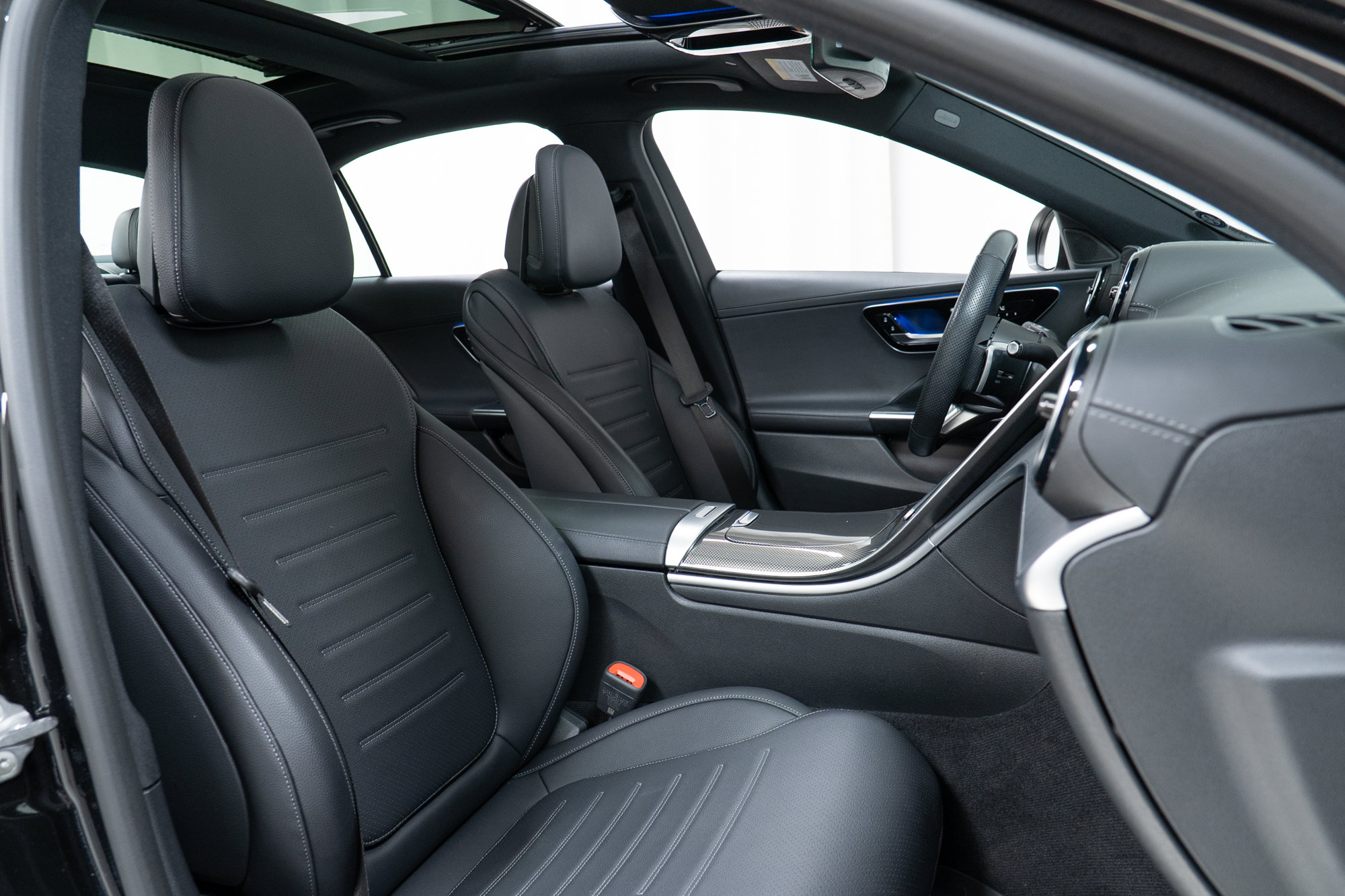 Certified 2023 Mercedes-Benz C 300 4MATIC Sedan image 22