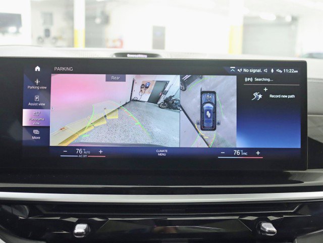 Used 2023 BMW X7 M60i w/ Executive Package image 21